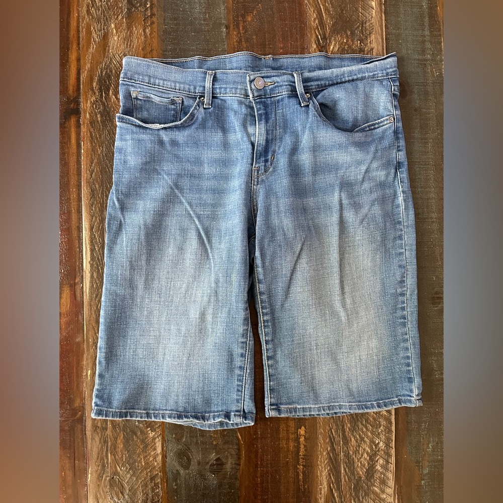 Levi Strauss & Co Women’s 31 Classic Bermuda Denim Shorts | SKU 0915